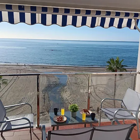 Iberia Playa דירה *