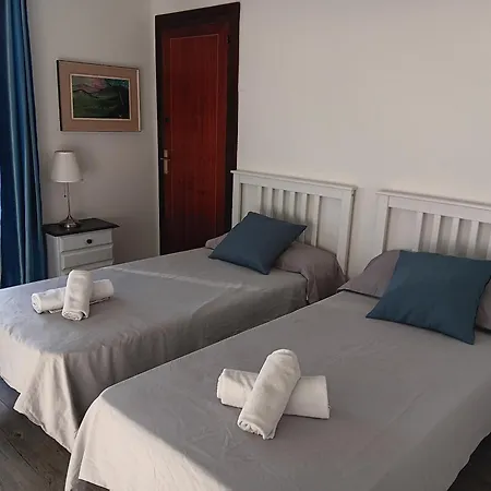 Iberia Playa * אסטפונה