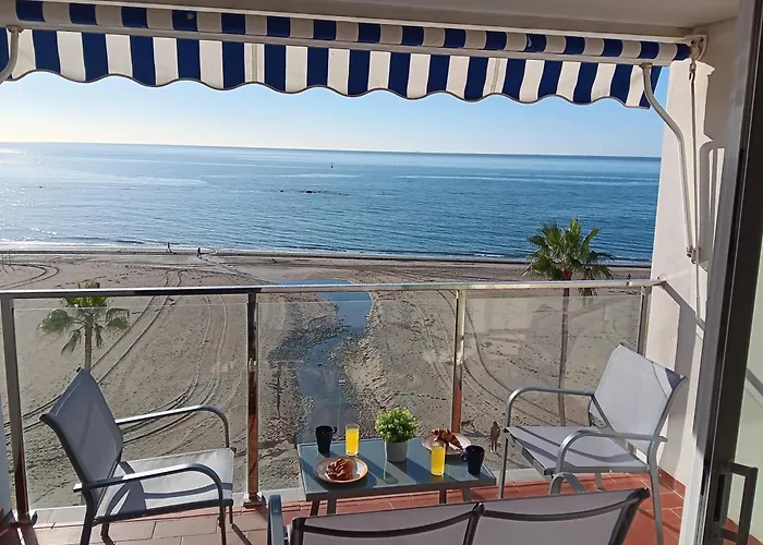 Iberia Playa Apartment *