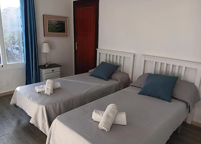 Iberia Playa * Estepona