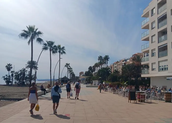 アパート Iberia Playa エステポナ